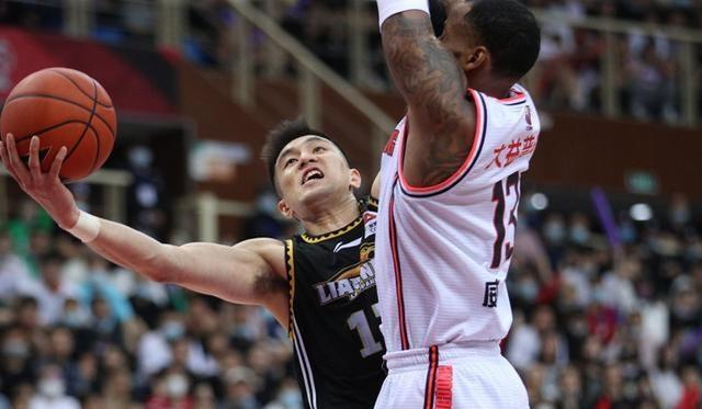 吉林队在今晚比赛中惊险获胜,实力不容小觑是谁