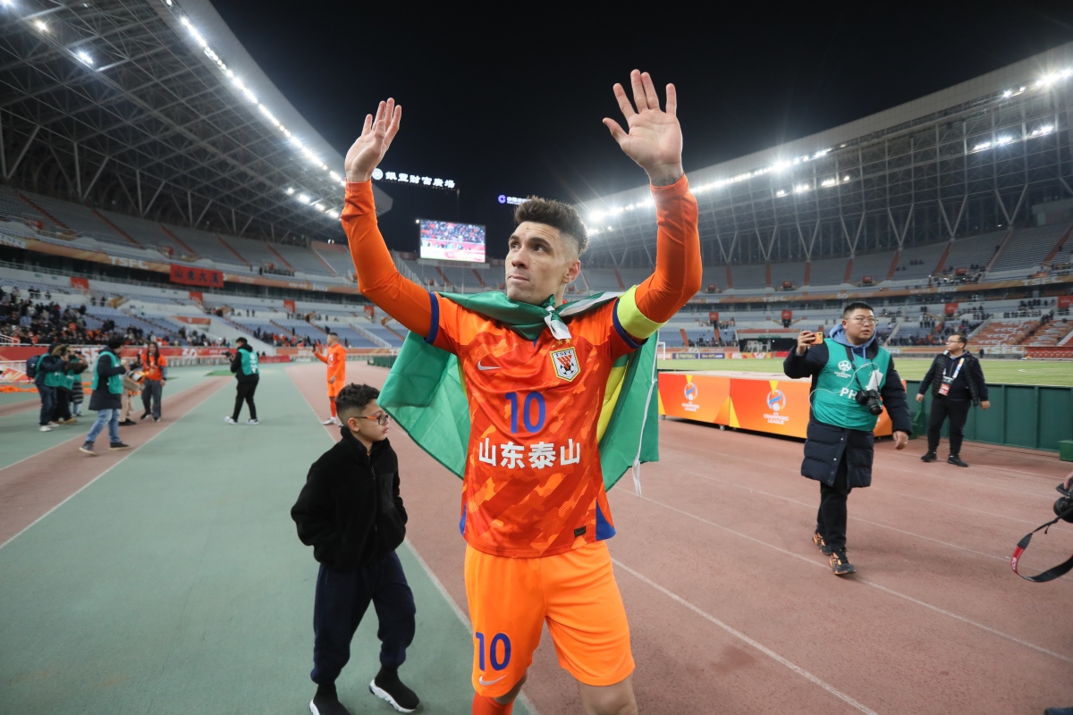 中场哨声是哪首歌的歌